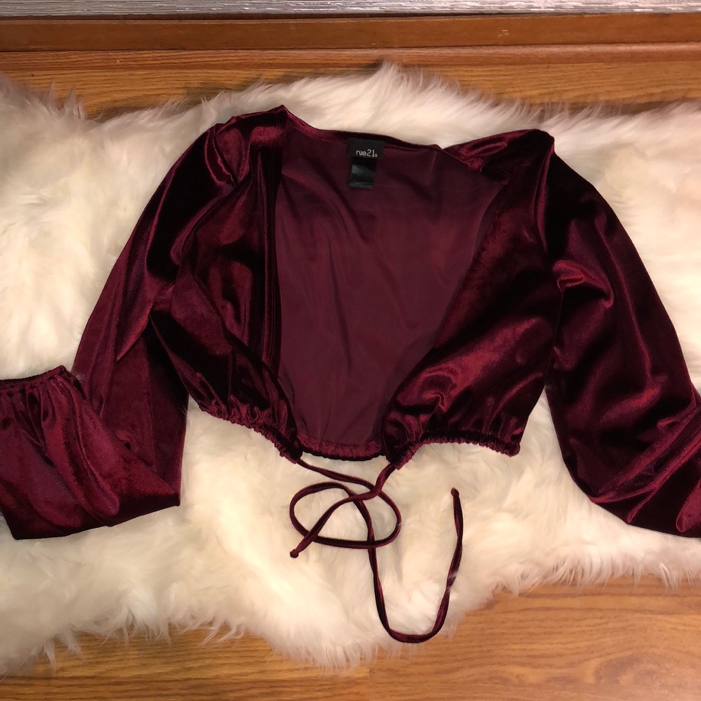 Burgundy tie crop top